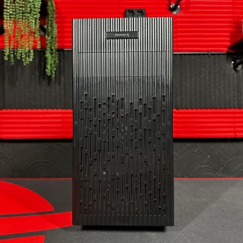 Firebreather Only1 I2130 Intel Core i3 12100 4-Core (8 threads) tot 4.30Ghz NVIDIA GeForce GT 1030 2GB 1TB NVMe SSD 16GB DDR4 RAM