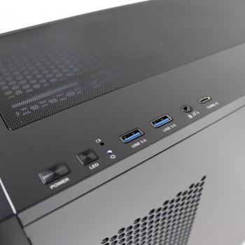 Firebreather Aorus Deluxe A7897XT AMD Ryzen 7 7800X3D 8-Core (16 threads) tot 5.0Ghz Radeon RX 9070 XT 16GB kaart 1TB NVME SSD 32GB DDR5 